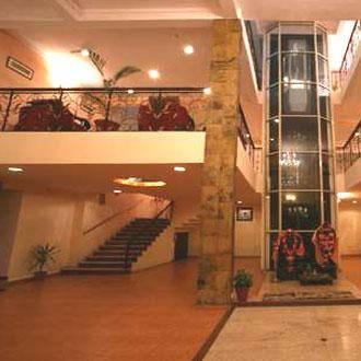 מלון Joshīmath Sarovar Portico Badrinath מראה חיצוני תמונה